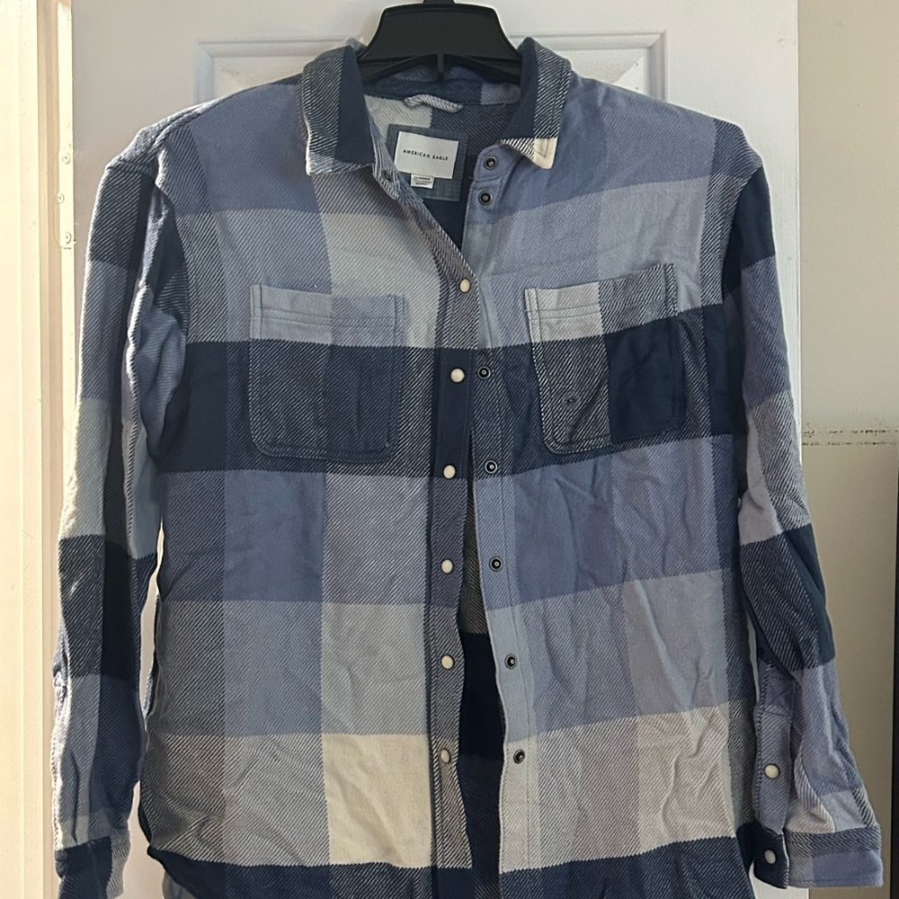 American Eagle Outfitters Blue Plaid Button Down Shirt